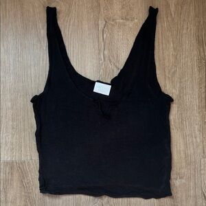 NWOT Abound Women’s Sleek Black Crop Top Size Extra Small